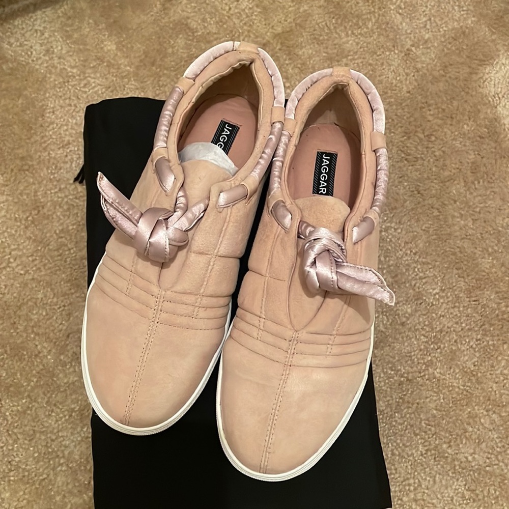 Pink satin sneaker
